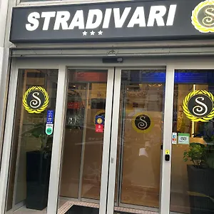 Отель Stradivari