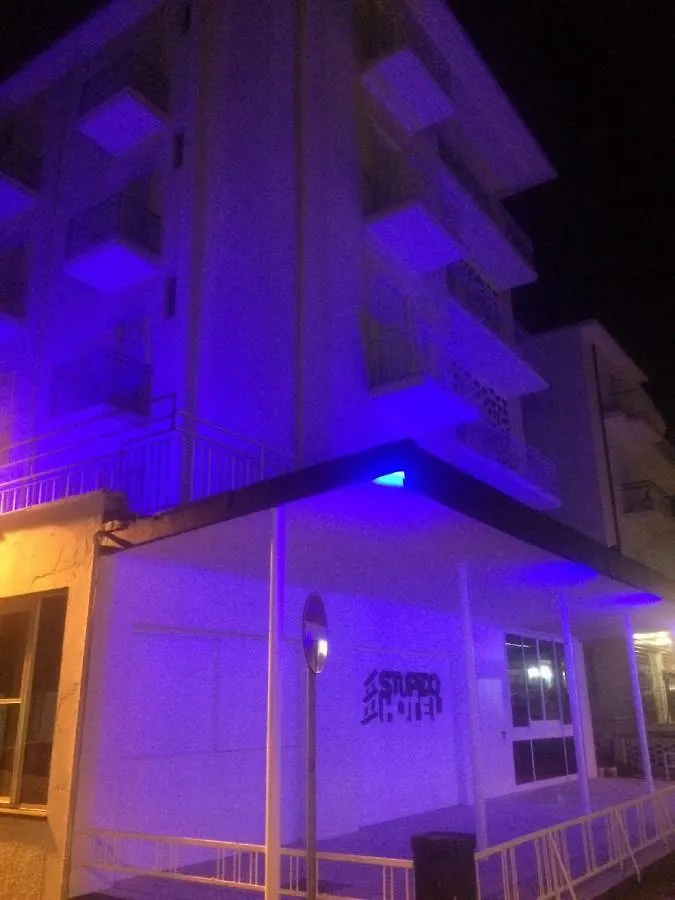Stupido Hotel Rimini 3*,